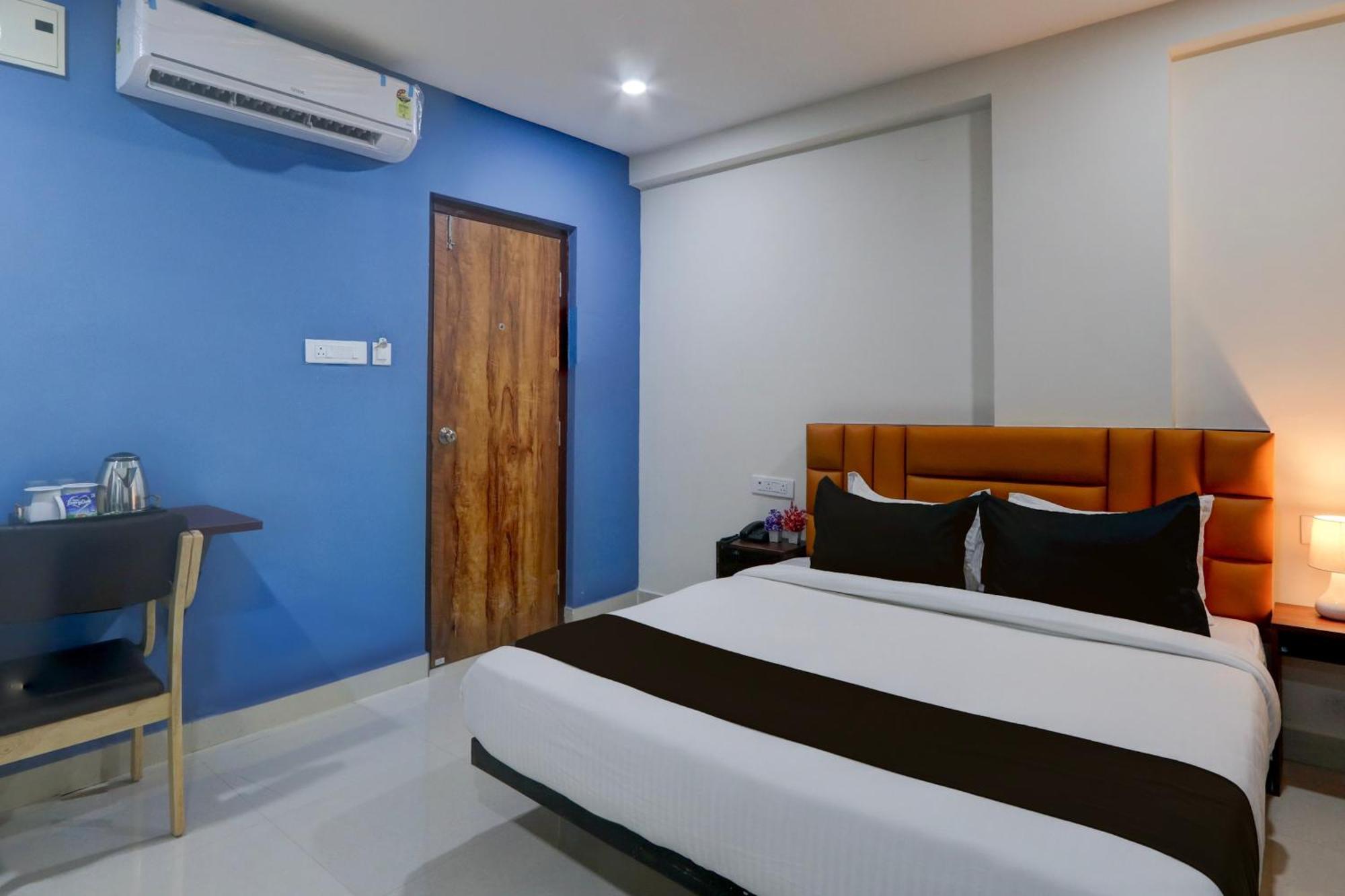 Super Townhouse The Cinco Bliss Near Ikea, Wells Forgo, Kims, Care Hospitals Hotel Hyderabad Exterior photo